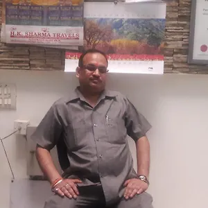 https://nand-kartar-orchid-suites.hotelsdelhi.org
